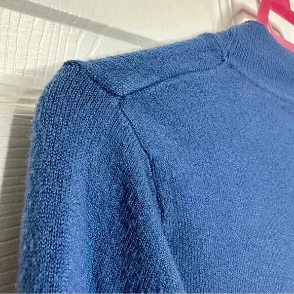 TCEC Sweater V-Neck Blue  Size Large - Picture 12 of 16